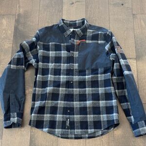 Alps & Meters Men's Navy and Gray Plaid Shirt